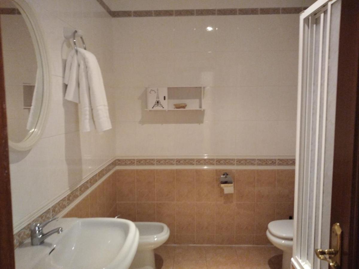 Pension Vega De Pas Comillas Bagian luar foto